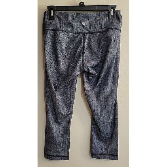 Lululemon womens size 6 grey‎ capri leggings stretch - Picture 4 of 9